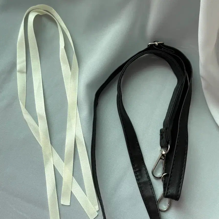 [BUNJANG] Ita Bag with Crossbody Strap / 덕질용 이타백