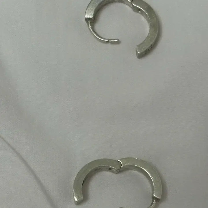 [BUNJANG] MONSTA X Kihyun 11Months Silver 925 Ring Earrings / 몬스타엑스 기현 귀걸이 링귀걸이 실버 925 11담순 담순귀걸이 유기현 몬엑 양도판매
