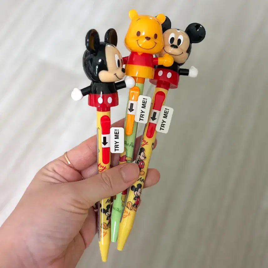 [BUNJANG] Disney Mickey &amp; Pooh Character Action Pen Set (3 Pieces) / 디즈니 미키 푸 캐릭터 움직이는 액션 볼펜 3개 세트