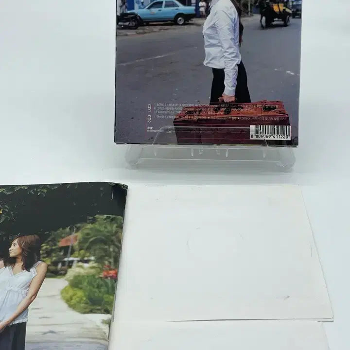 [BUNJANG] Lee Soo Young 4.5th Album - Sweet Holiday in Lombok (2CD + Photobook) / [CD] 이수영 4.5집 - Sweet Holiday in Lombok(2CD+사진집)