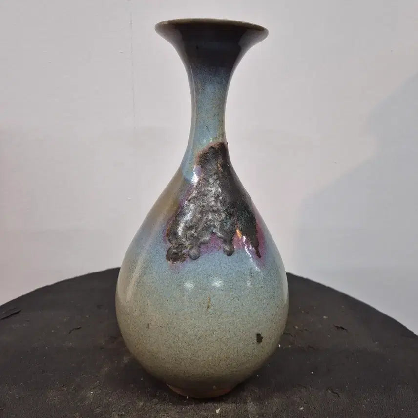 [BUNJANG] Junyo Joseon Dynasty Celadon White-Ground Tea Jar / 균요 자반문 옥호춘병