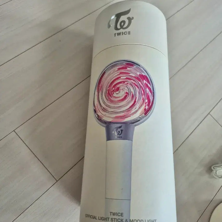 [BUNJANG] TWICE Official Lightstick Candy Bong / TWICE 공식 응원봉 캔디봉입니다.