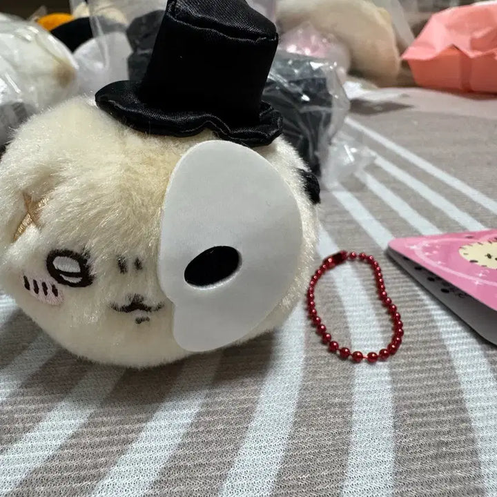 [BUNJANG] Chiikawa Magicycle Lying Mascot - Racco / 치이카와 먼작귀 매지컬 엎드린 누이 랏코 마스코트