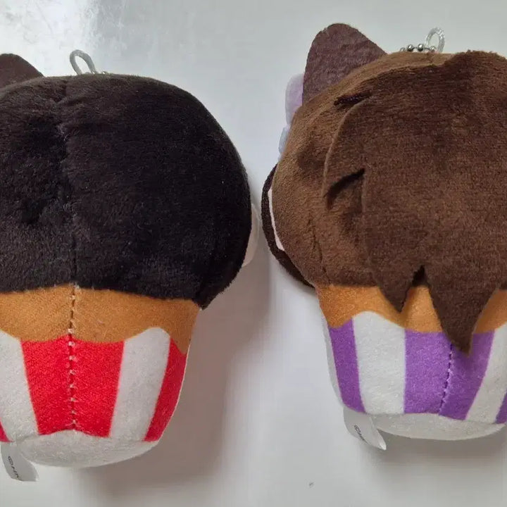 [BUNJANG] Attack on Titan Eren Yeager &amp; Hange Zoë Tapioca Cupcake Plush Doll Bundle Set / 진격거 에렌 &amp; 한지 인형 일괄