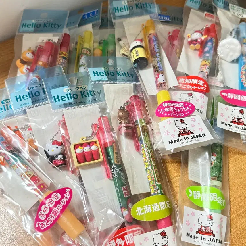 [BUNJANG] Sanrio Hello Kitty Go-Tochi Kitty Strap Collection / (처분) 고전키티 샤프 지역키티 고토치키티 스트랩 산리오 키티