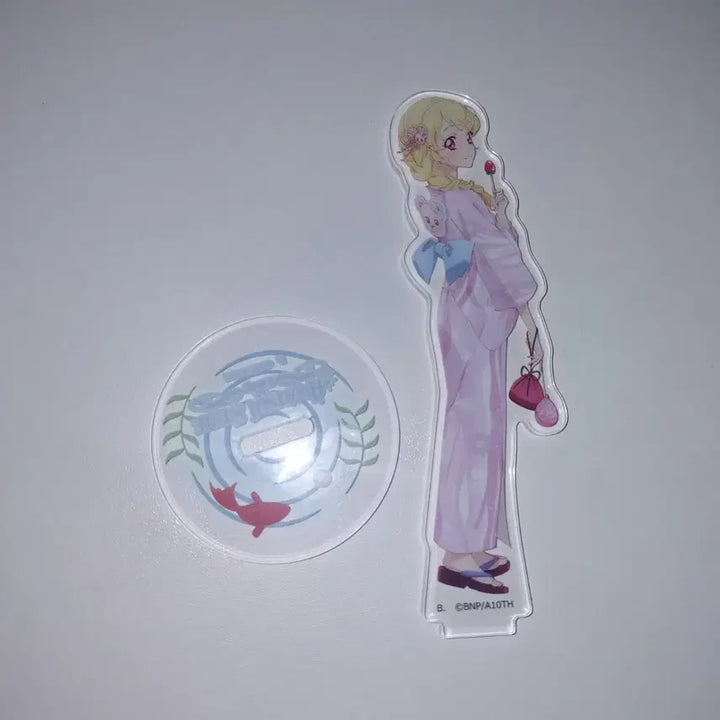 [BUNJANG] Aikatsu Ichigo Yukata Acrylic Stand / 아이카츠 이치고 유카타 아크릴 스탠드