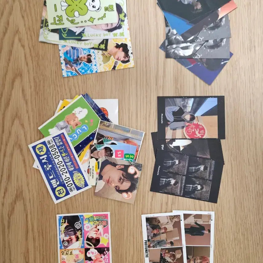 [BUNJANG] Lucy Bundle Set Photocard Yeol CD / 루시 굿즈들과 포토카드 열 CD 일괄