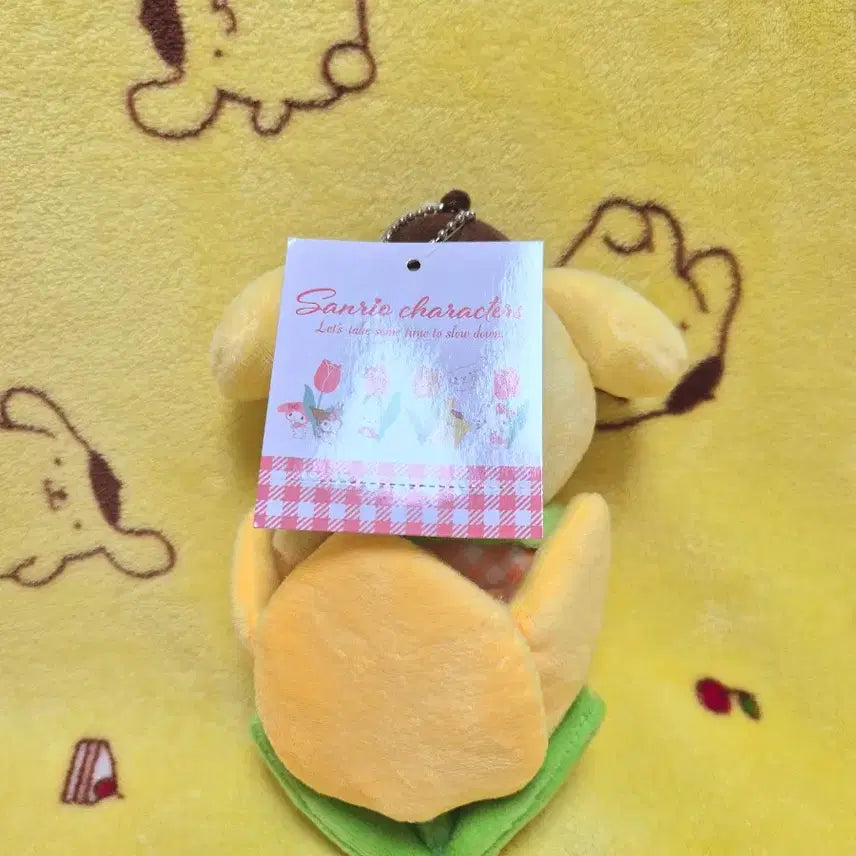 [BUNJANG] 2022 Sanrio Pompompurin Tulip Mascot Keychain Doll / 2022 산리오 폼폼푸린 튤립 마스코트 키링 인형