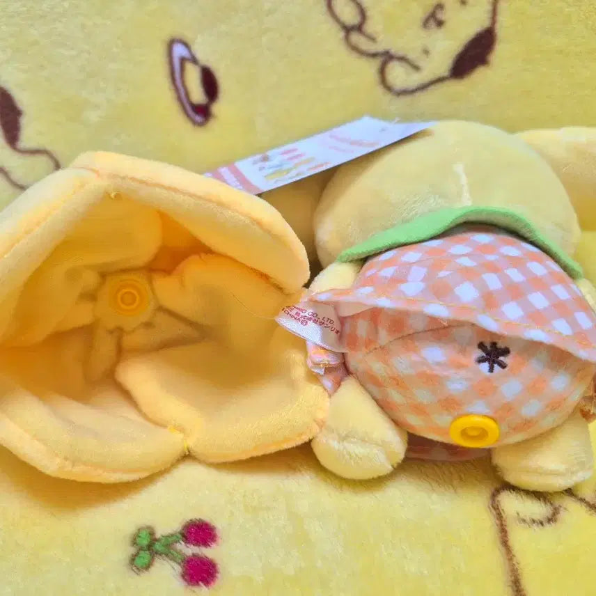 [BUNJANG] 2022 Sanrio Pompompurin Tulip Mascot Keychain Doll / 2022 산리오 폼폼푸린 튤립 마스코트 키링 인형
