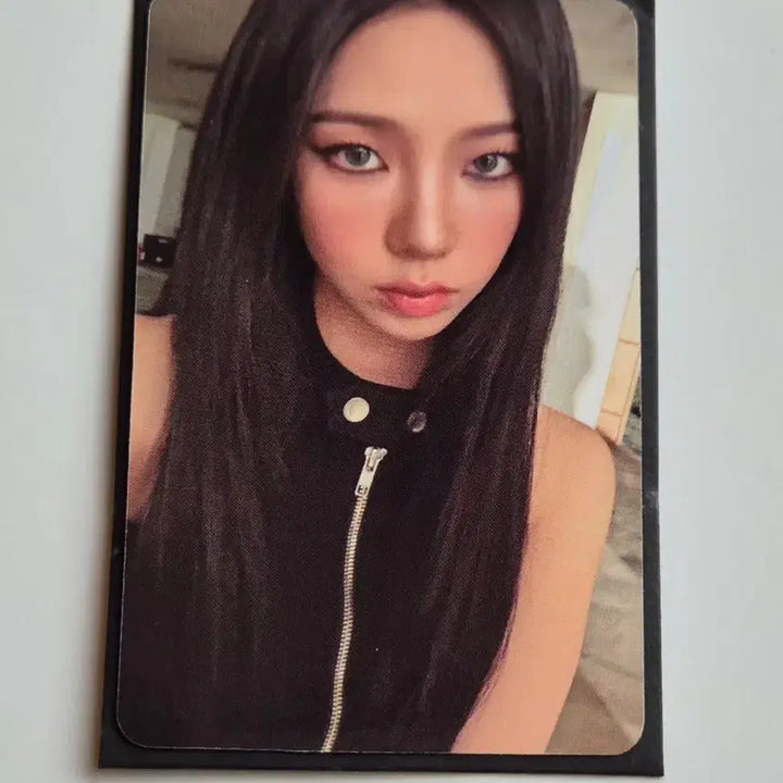 [BUNJANG] aespa Karina Lucky Draw Photocard (Concert Day 1) / 에스파 콘서트 첫콘 카리나 럭드 포카