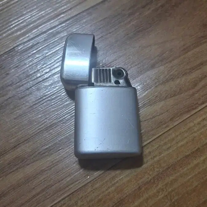 [BUNJANG] Ronson Typhoon "Imperial Hong Kong" Vintage Oil Lighter / 지포st 론슨 타이푼 대영제국 홍콩령 제조 빈티지 오일라이터