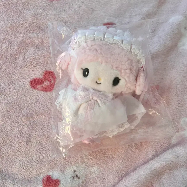 [BUNJANG] Sanrio White Frill Piano Mascot Plush / 산리오 화이트프릴 피아노 마스코트 인형