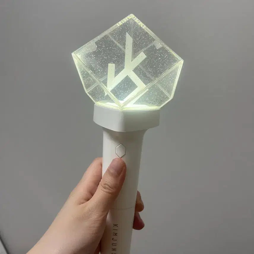[BUNJANG] Xia Junsu Cocobong Lightstick / 시아준수 응원봉 코코봉