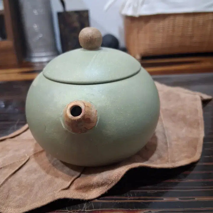 [BUNJANG] Zisha Yixing Clay Teapot - "West Shi" style, 180ml, 7-hole infuser / 자사호 녹니 서시호 180ml