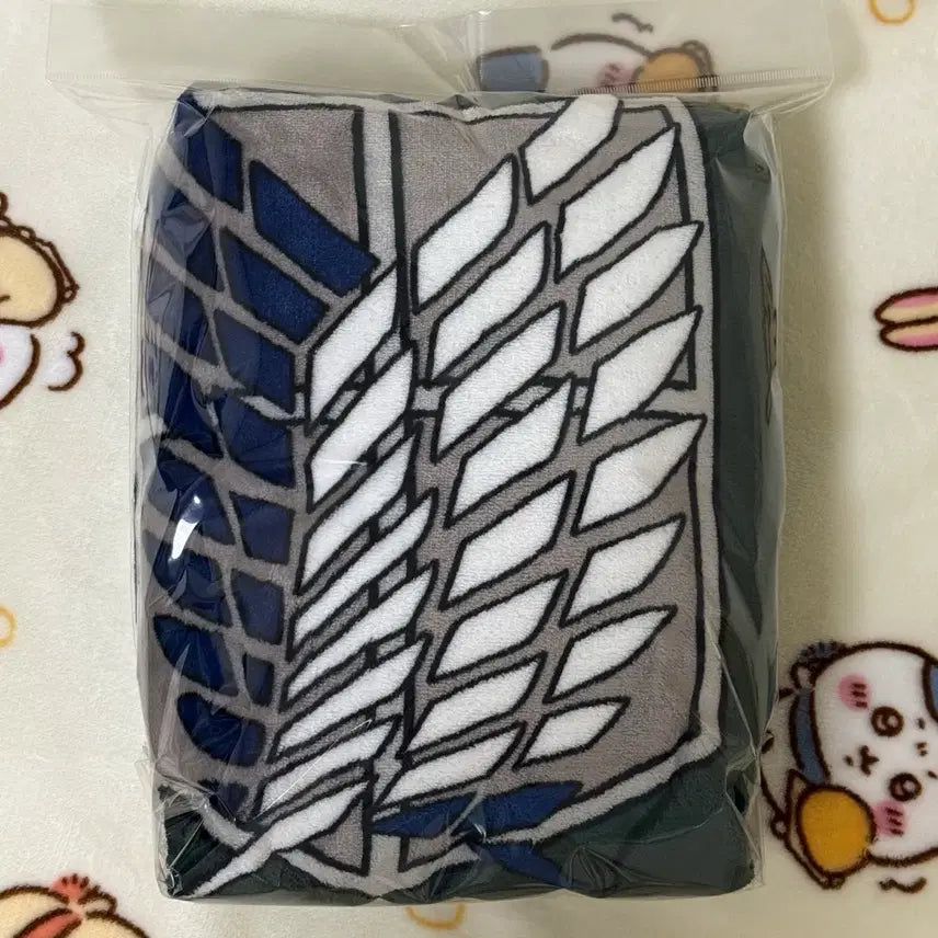 [BUNJANG] Attack on Titan Eren Yeager Frank Burger Collaboration Blanket / 진격거 진격의 거인 프랭크버거 조사병단 망토 담요