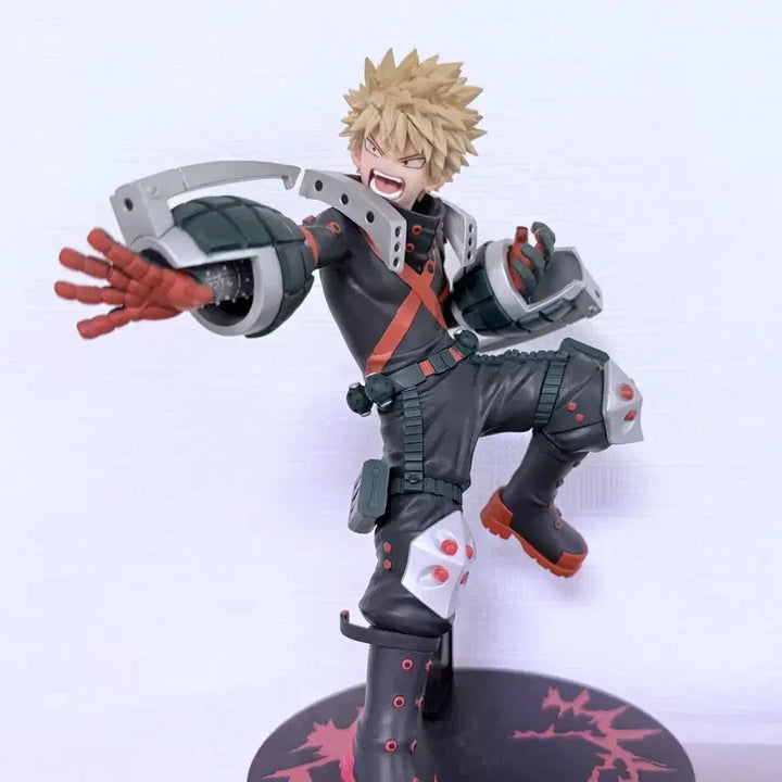 [BUNJANG] Katsuki Bakugo Figure / 바쿠고 피규어 판매 (14일까지 반택포 2.2)