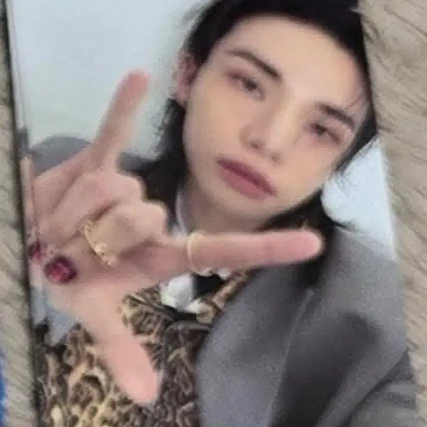 [BUNJANG] Stray Kids Hyunjin This &amp; That Version Photocard / 디스앤댓 this &amp; that  &amp; 버전 스키즈 스트레이키즈 현진