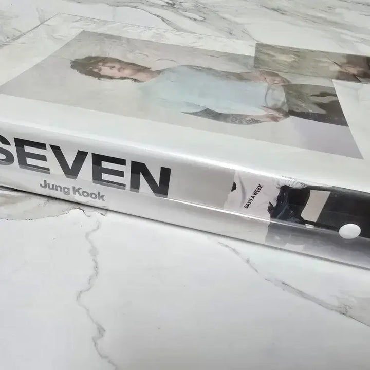 [BUNJANG] Jungkook SEVEN 6-Hole Binder (Sealed) / 정국 SEVEN 세븐 바인더 미개봉 새상품
