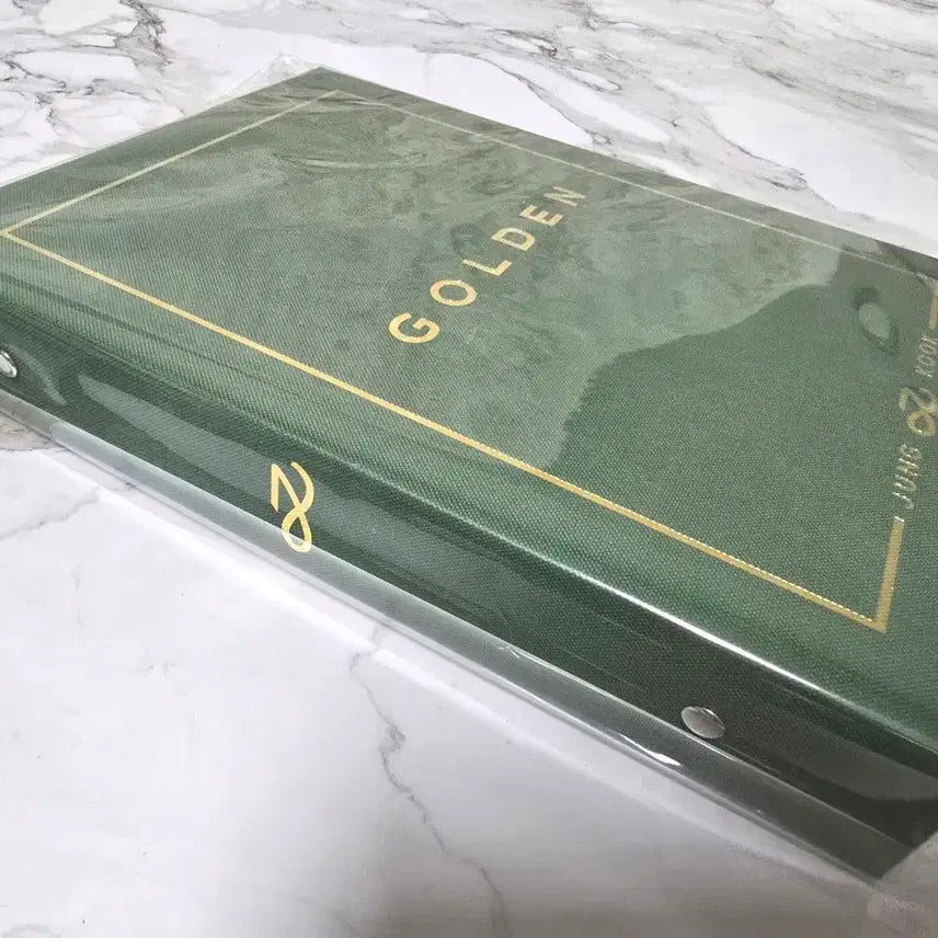 [BUNJANG] Jungkook (BTS) - GOLDEN Album Binder (Sealed) / 정국 GOLDEN 골든 바인더 미개봉 새상품 양도