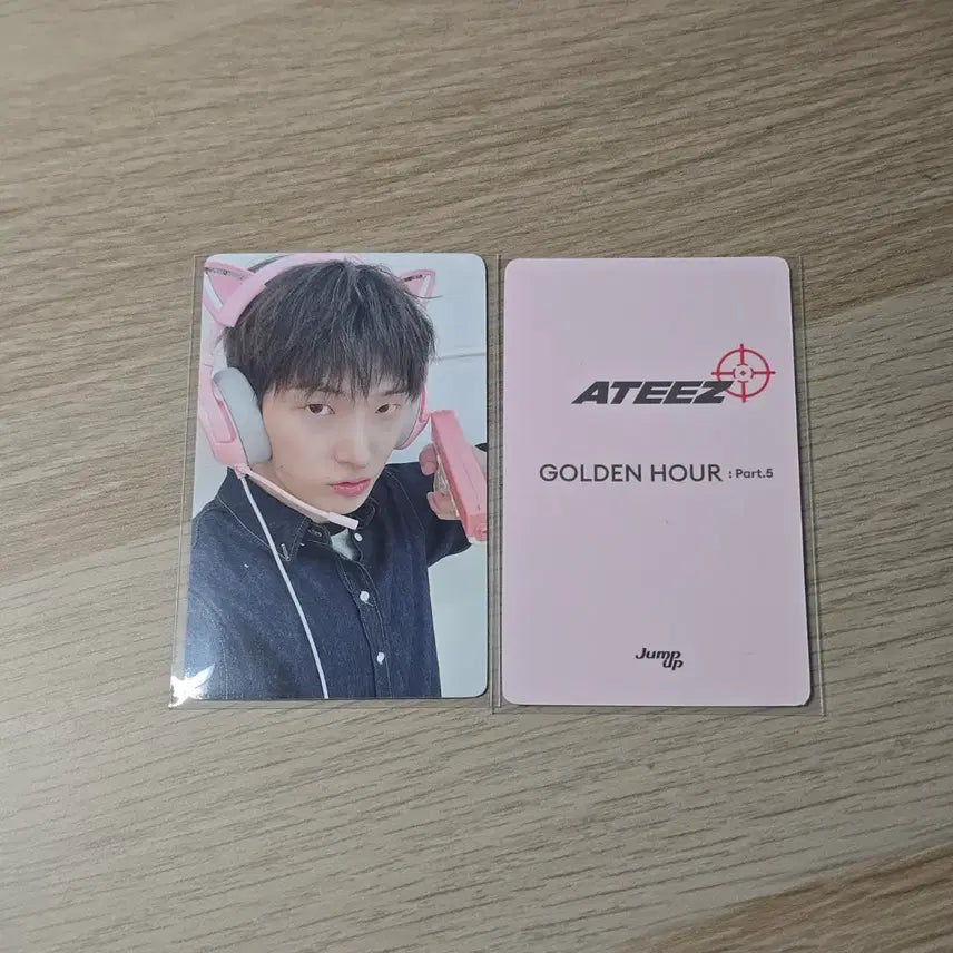 [BUNJANG] ATEEZ Mingi Jump Up Cat Agent POB Photocard / 에이티즈 민기) 점프업 고양이요원 미공포 포카