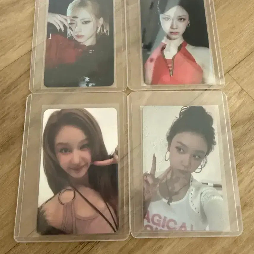 [BUNJANG] BABYMONSTER Luca, Parita MOON Official &amp; YG Select Photocard Bundle Set / 베이비몬스터 루카 파리타 MOON 공방포카 및 파리타 특전 포카 4장 일괄 판매 ㅎㅎ