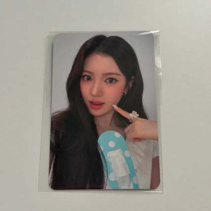 [BUNJANG] KiiiKiii SUI Musinsa Musicplant POB Sealed Photocard / 키키 KiiiKiii 수이 무신사 뮤직플랜트 특전 미개봉 포카
