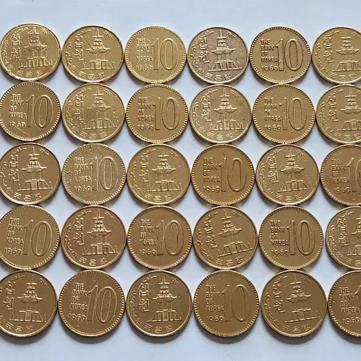 [BUNJANG] 1969 10 Won Coins 30 pcs / 동전.준특년 /1969년  10원 30장