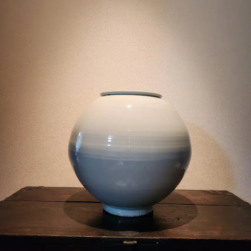 [BUNJANG] 18th Century Style Moon Jar (Dalhangari) Reproduction / 18세기 모래굽 달항아리 재현작