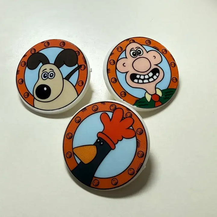 [BUNJANG] Wallace &amp; Gromit Vintage Badge Set / 월레스와 그로밋 빈티지 뱃지 3종 일괄