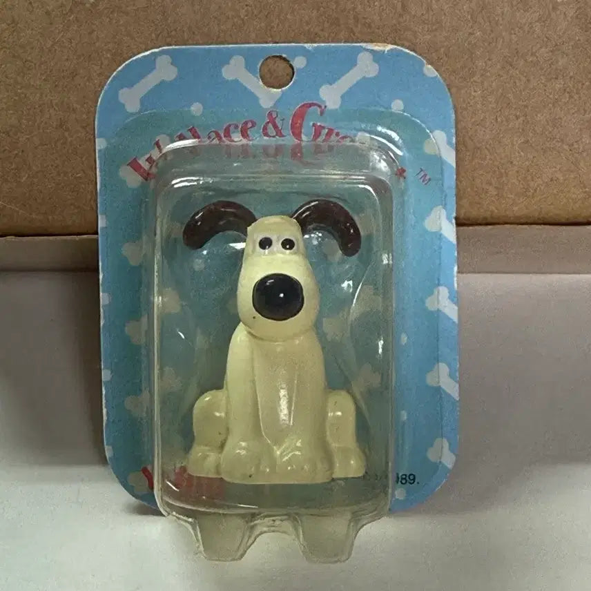 [BUNJANG] Wallace &amp; Gromit Eugine Mini Figures Set of 4 (Vintage) / 빈티지) 월레스와 그로밋 유진미니 피규어 4종