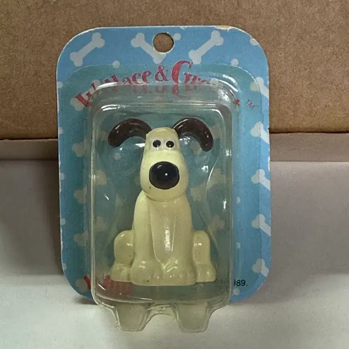 [BUNJANG] Wallace &amp; Gromit Eugine Mini Figures Set of 4 (Vintage) / 빈티지) 월레스와 그로밋 유진미니 피규어 4종