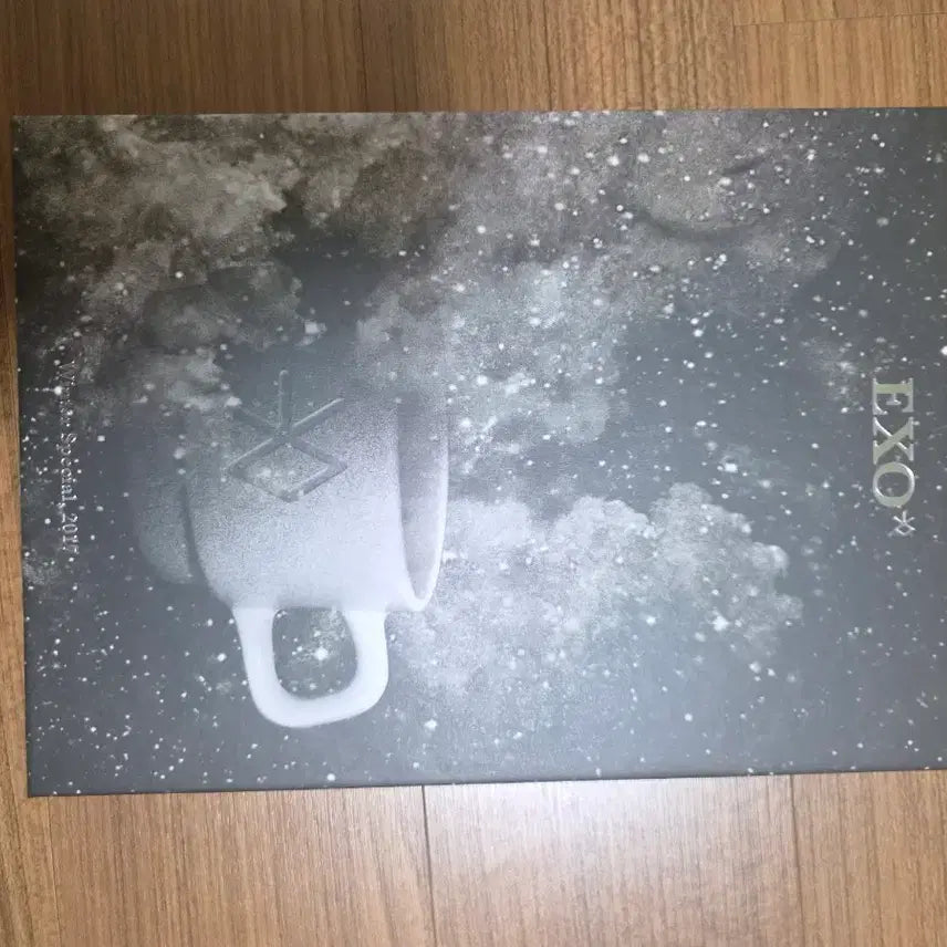 [BUNJANG] EXO Winter Special Album Universe / EXO 겨울 스페셜 앨범 Universe 2017(포카o)