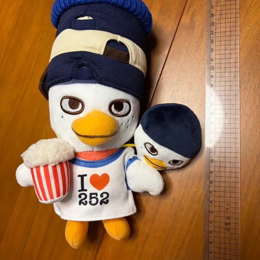 [BUNJANG] We Realize Pop-up Ddolbyeong 20cm Doll / 위리틀라이즈 팝업 똘병 20cm 인형