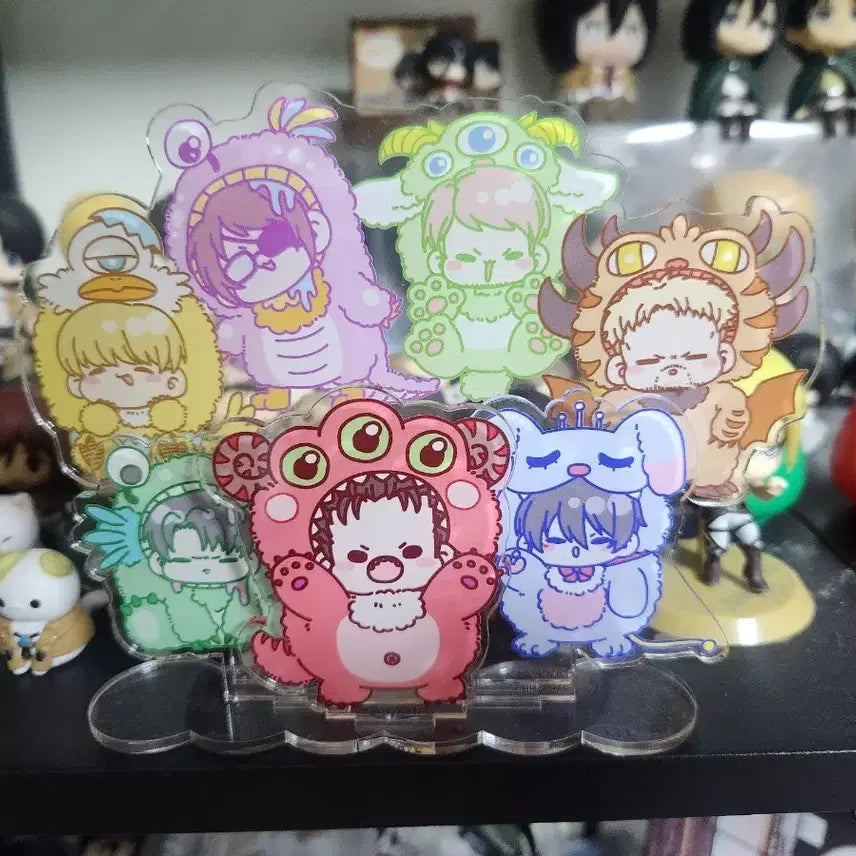 [BUNJANG] Attack on Titan Acrylic Stand Mochochu / 진격거인 아크릴 스탠드 모초초