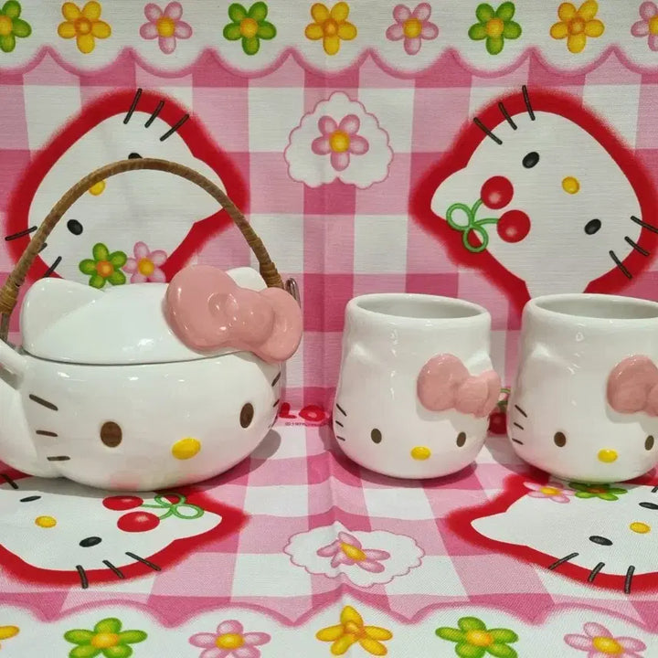 [BUNJANG] Vintage Hello Kitty Ceramic Teapot &amp; Cup Set / 고전 키티 피규어 도기 주전자 티포트 티팟  컵  머그 빈티지 희귀품