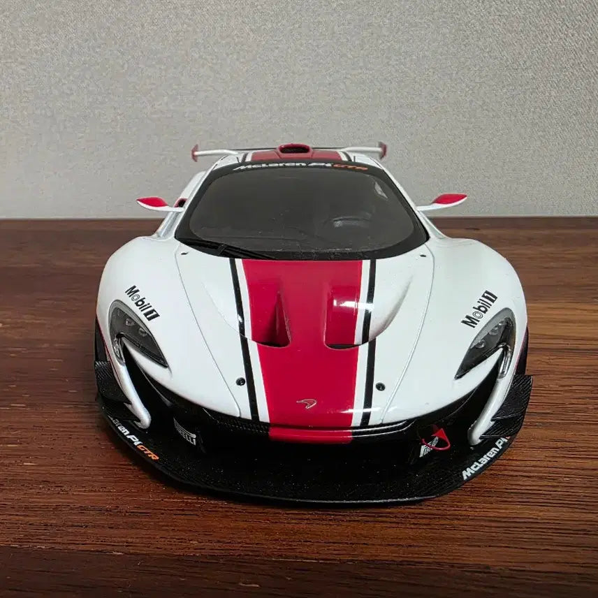 [BUNJANG] Autoart 1:18 McLaren P1 GTR White Redline / 오토아트 1:18  맥라렌 P1 GTR