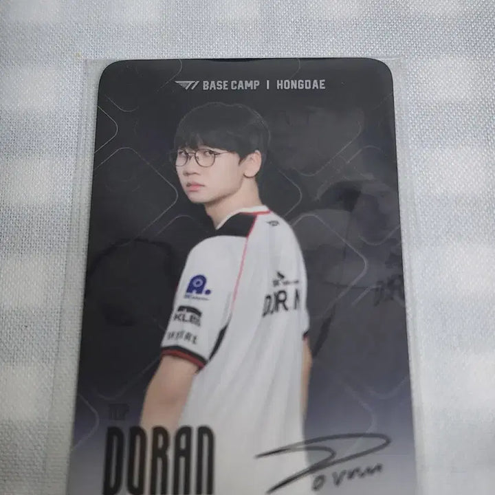 [BUNJANG] T1 LCK Player Basecamp Photocard Set (Sealed) / [미개봉 새상품]LCK SKT T1 선수단 베이스캠프 신상 포카 세트 판매