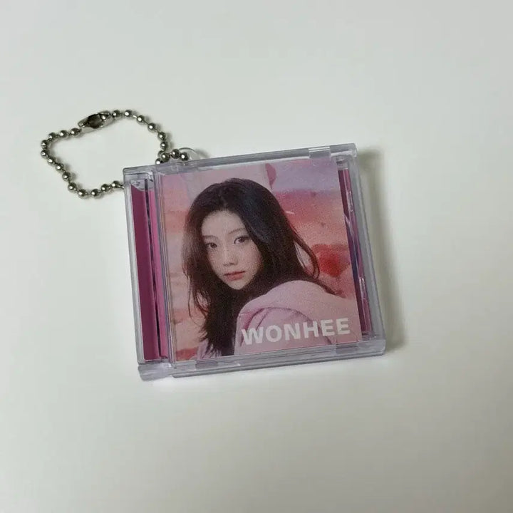 [BUNJANG] ILLIT ILLIT Cherish Wonhee CD Gacha / 아일릿 ILLIT 체리쉬 원희 cd 가챠 양도 판매