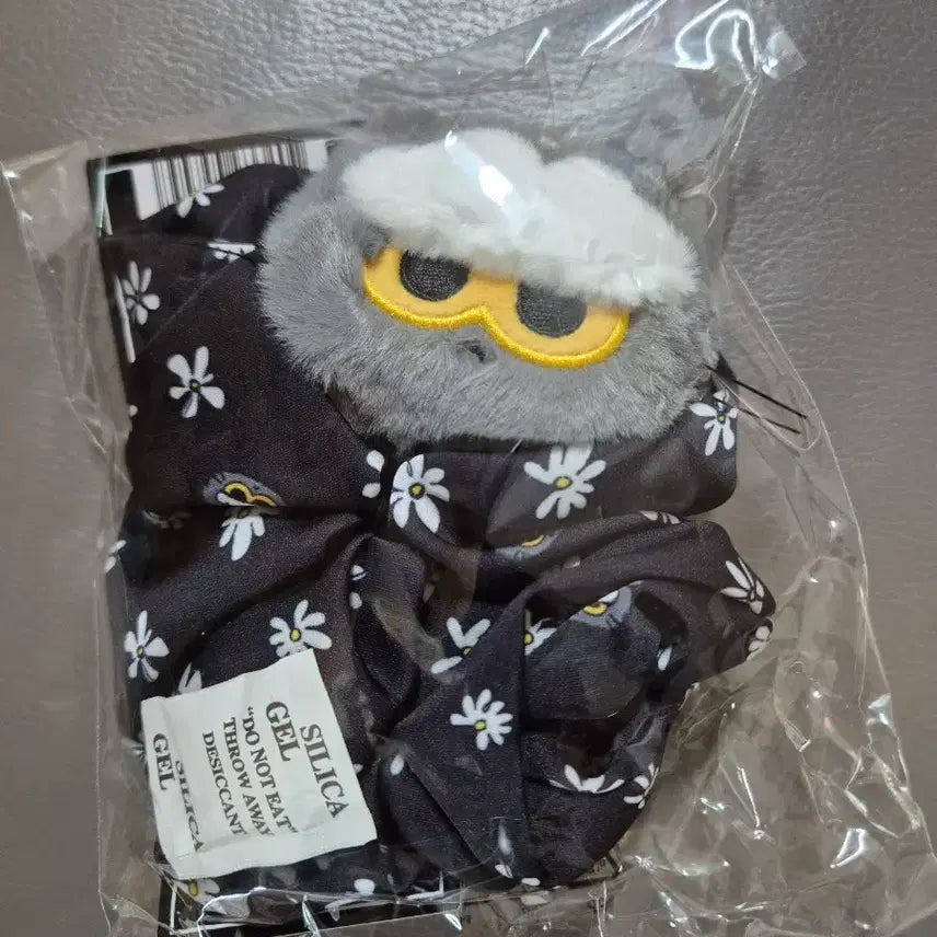 [BUNJANG] Joanne Friends ZOA Signature Doll Hair Scrunchie / 조앤프렌즈 ZOA 시그니처 인형 헤어 스크런치 머리끈 새제품