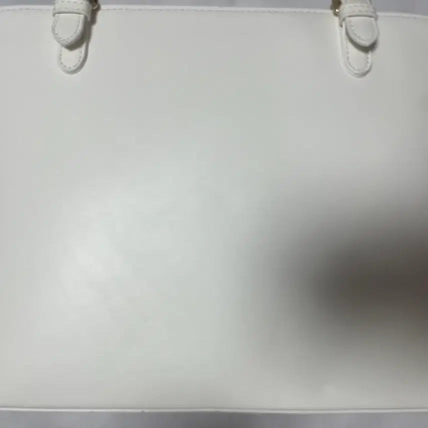 [BUNJANG] Fuyuneko Victoria White Ita Bag / 후유네코 빅토리아 화이트 이타백