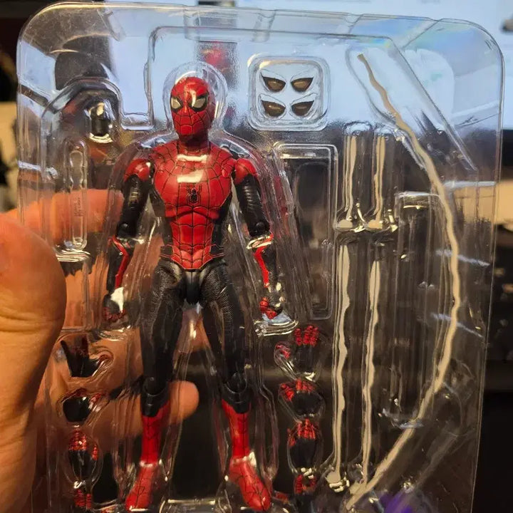 [BUNJANG] Spider-Man: Far From Home Version Action Figure (Used) / SHF 스파이더맨 파프롬홈 버전 중고품 판매중입니다.