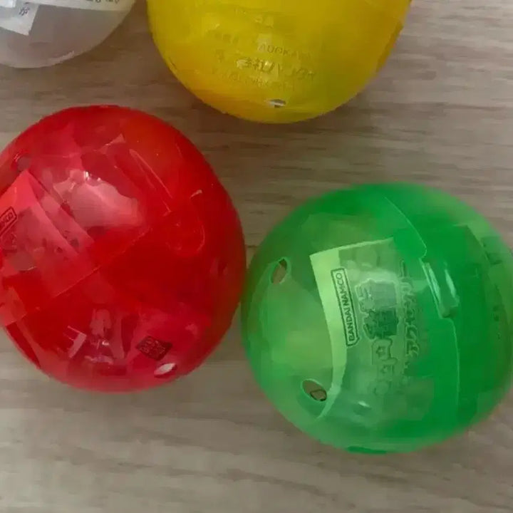 [BUNJANG] Keroro Animal Charm Gacha Set (Keroro, Giroro) - Sealed / [2종일괄/미개봉] 케로로 동물 메지루시 가챠 케로로 기로로