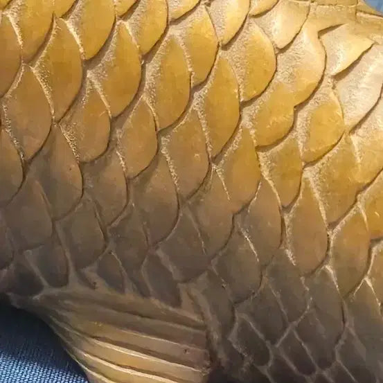 [BUNJANG] Daemyeong Seondeok Dynasty Brass Carp Ornament - Auspicious Symbol of Wealth and Success / 대명선덕 명관 황동 잉어 장식품 오브제 .길상.재물운