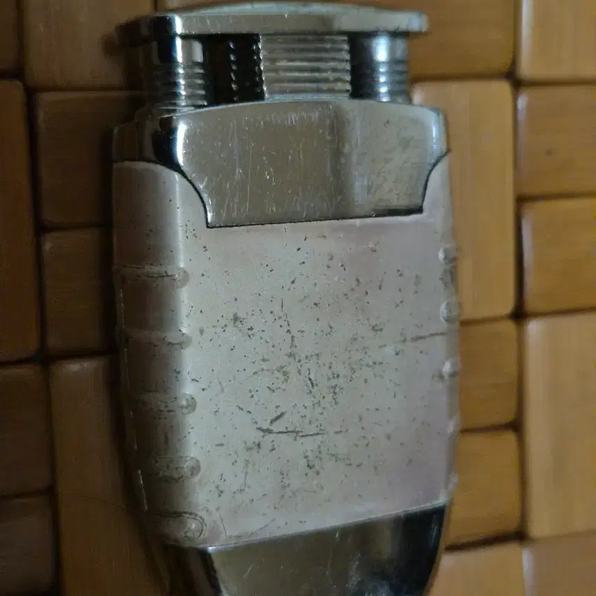 [BUNJANG] Vintage Silver Lighter / 빈티지 라이터 은색