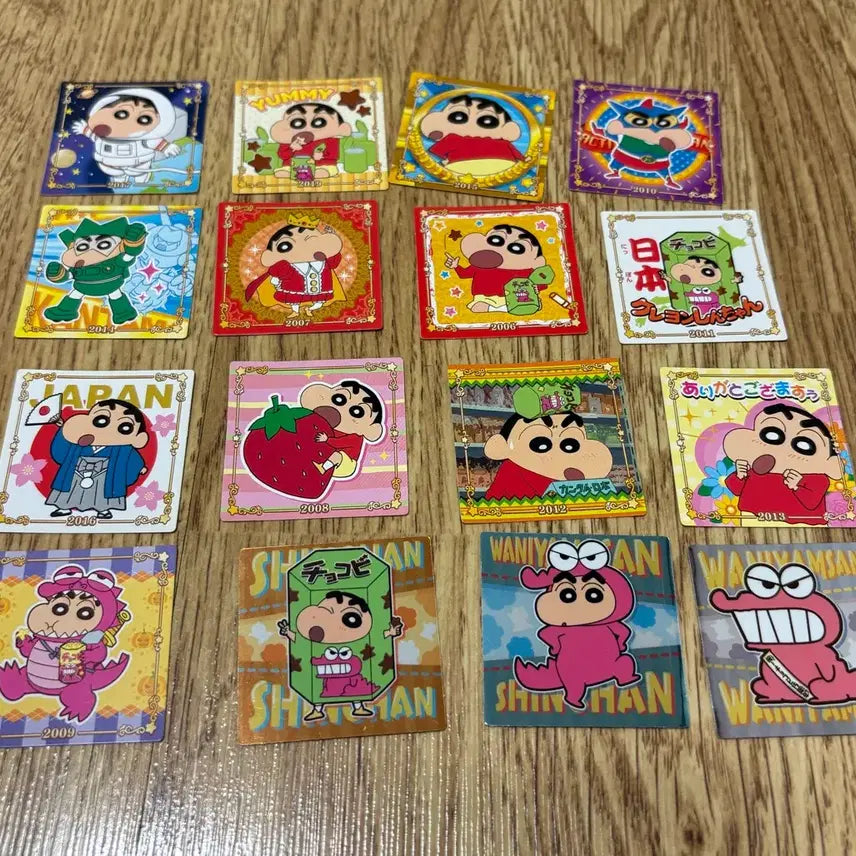 [BUNJANG] Crayon Shin-chan 15th Anniversary Choco-Bee Seal Sticker Set (16 Types) / 짱구 15주년 초코비씰 스티커 16종