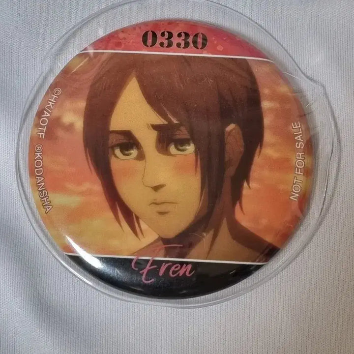 [BUNJANG] Attack on Titan Eren Rare Can Badge / 희귀 진격의거인 에렌 캔뱃지