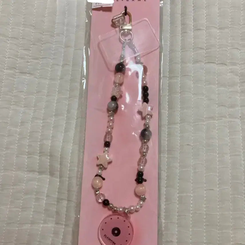 [BUNJANG] Blackpink Beaded Strap Keychain Sealed / 블랙핑크 비즈 스트랩 키링 미개봉