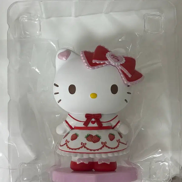 [BUNJANG] Sanrio Ichigo Strawberry Hello Kitty Strawberry Kitty Figure / 산리오 이치고 딸기 헬로키티 딸기키티 피규어