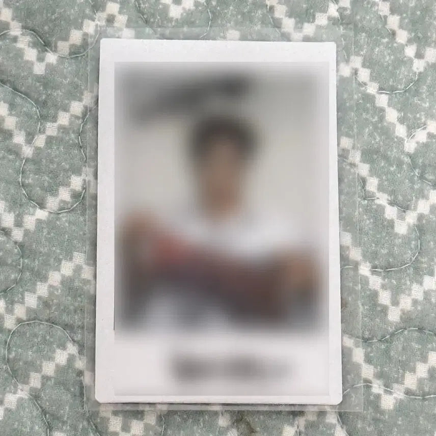 [BUNJANG] ONF Wyatt Open The Door Special Outfit Autographed Polaroids / 온앤오프 와이엇 오픈더도어 스페셜 착장 미공개 싸인 폴라
