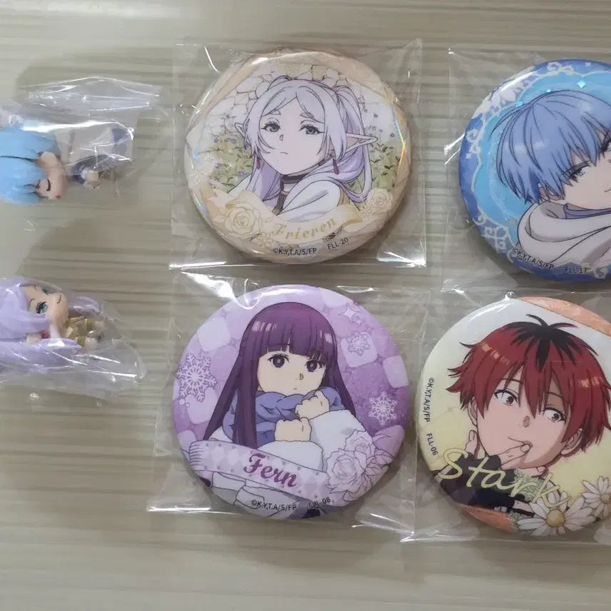 [BUNJANG] Bundle Set Badges and Keyrings / 뱃지, 키링 일괄